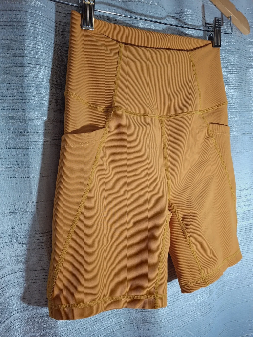 High-Waist Women’s Ribbed Bike Shorts in Marigold Small